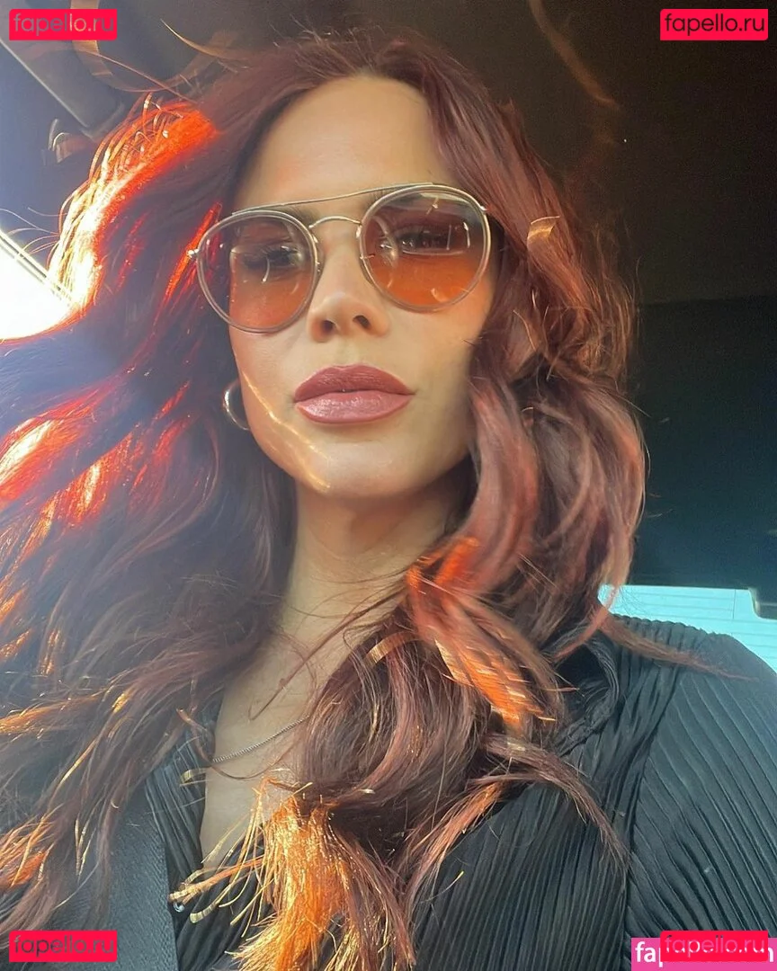 Courtney Hope Onlyfans Photo Gallery 