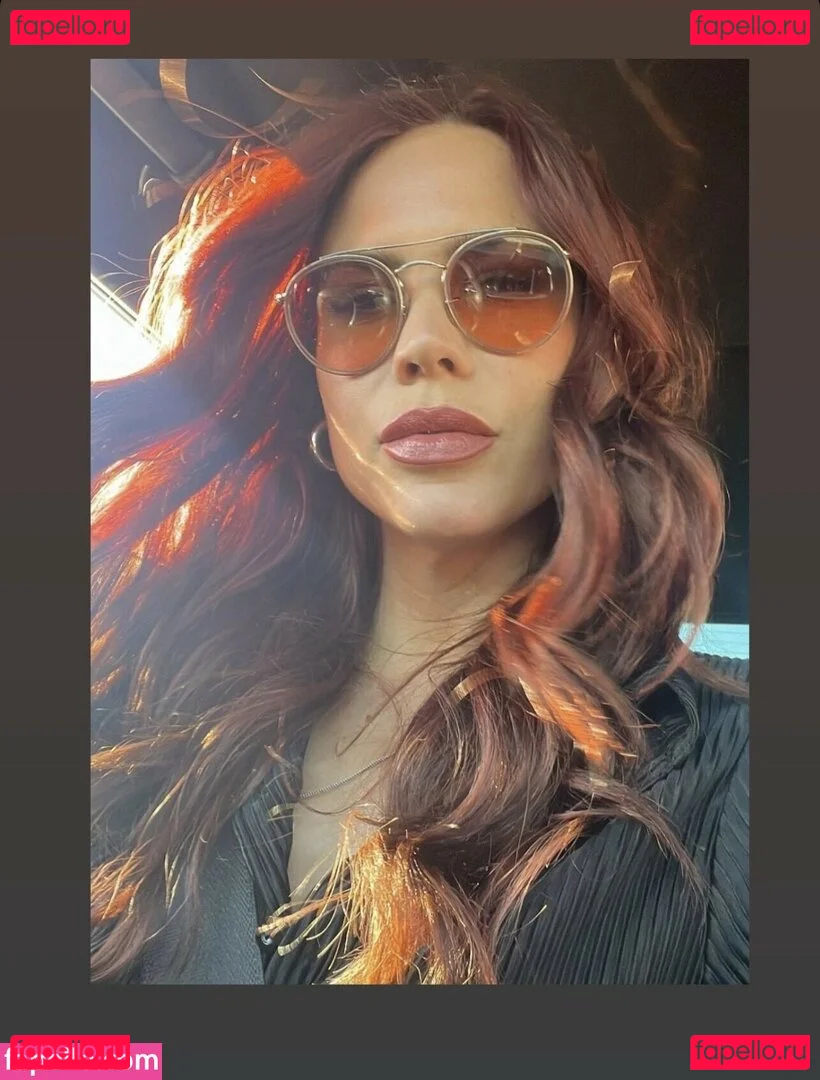 Courtney Hope Onlyfans Photo Gallery 