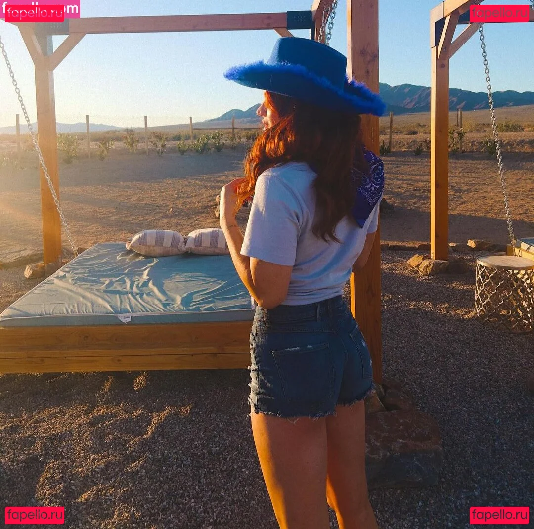 Courtney Hope Onlyfans Photo Gallery 