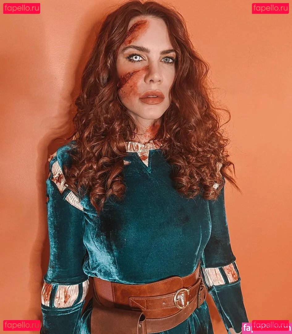 Courtney Hope Onlyfans Photo Gallery 