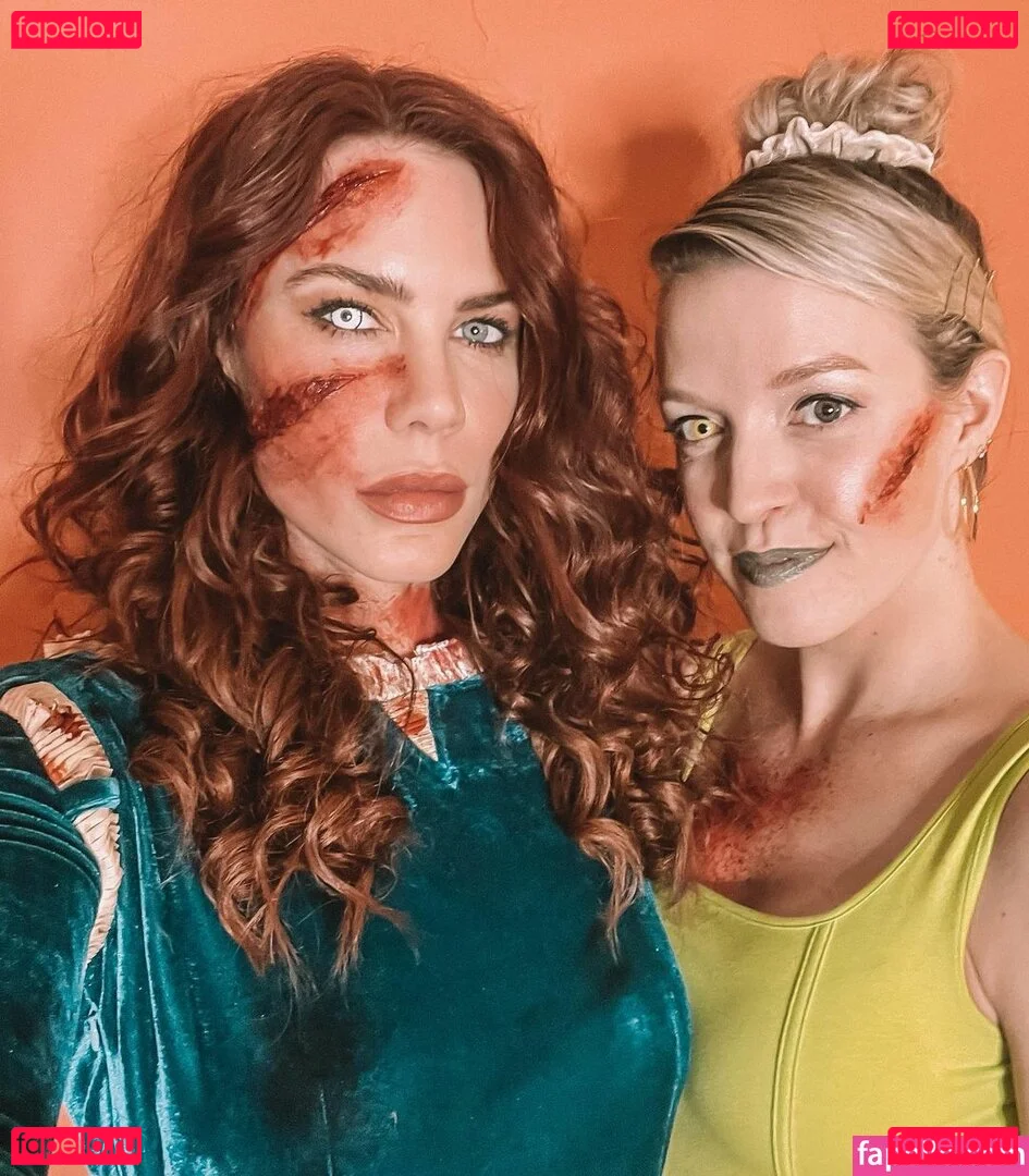 Courtney Hope Onlyfans Photo Gallery 