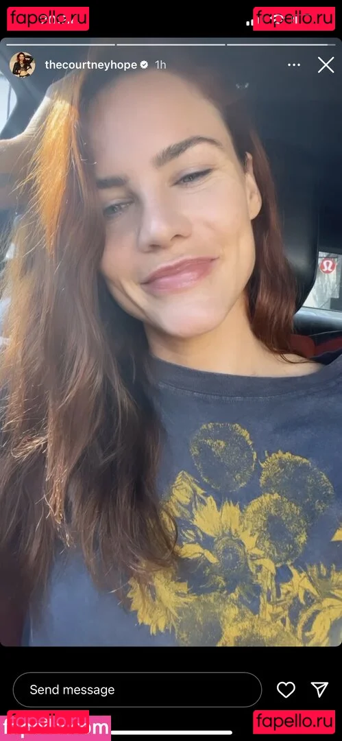 Courtney Hope Onlyfans Photo Gallery 