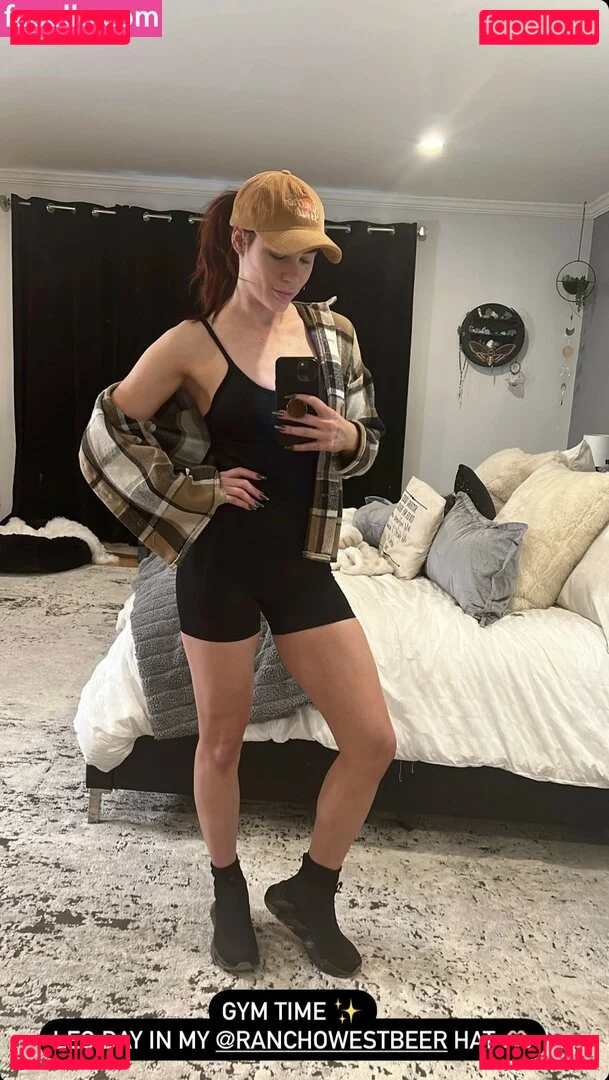 Courtney Hope Onlyfans Photo Gallery 