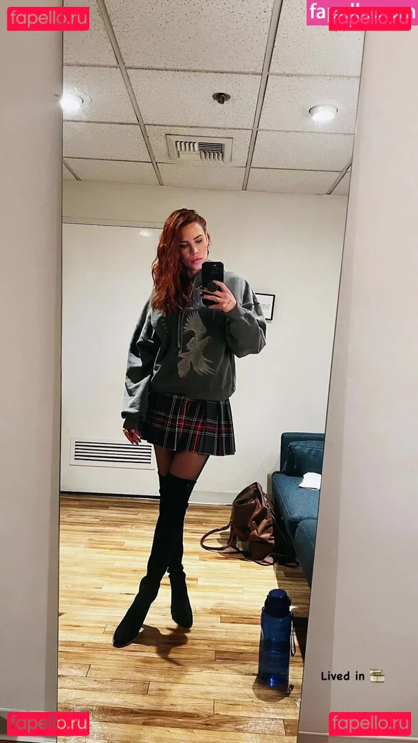 Courtney Hope Onlyfans Photo Gallery 