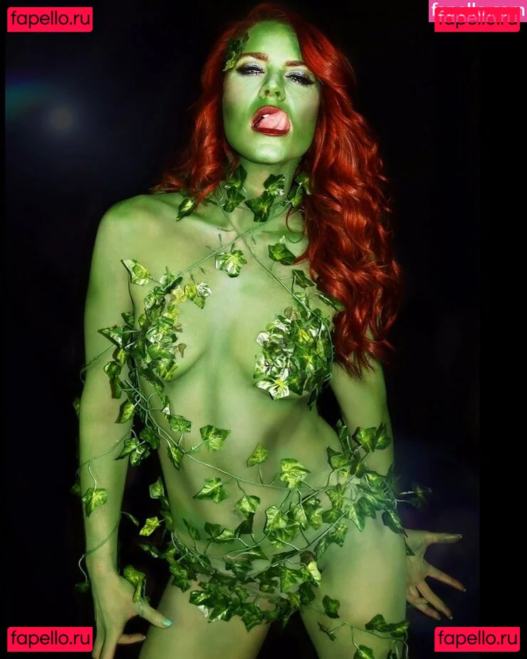 Courtney Hope Onlyfans Photo Gallery 