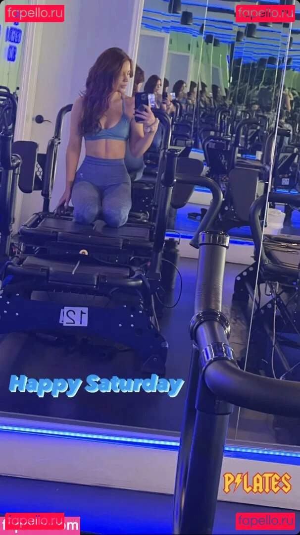 Courtney Hope Onlyfans Photo Gallery 