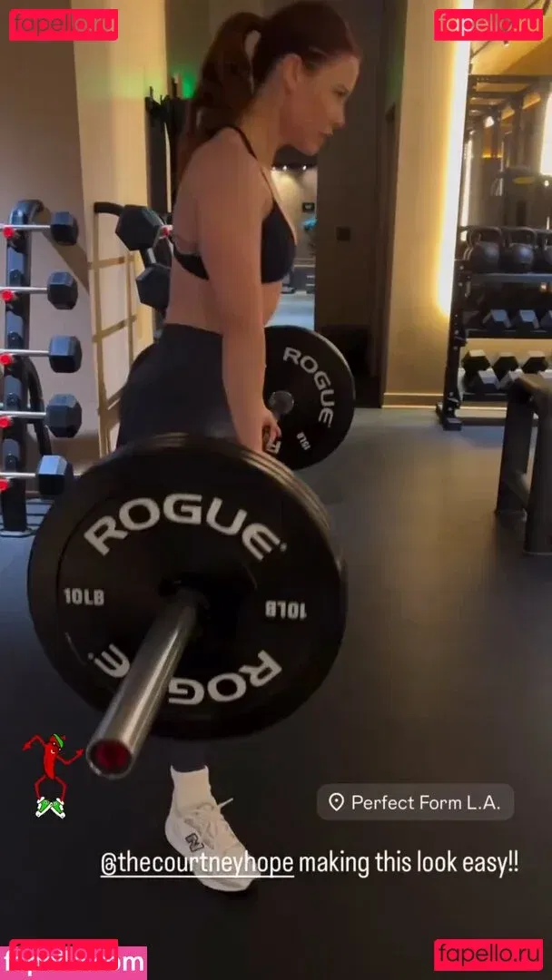 Courtney Hope Onlyfans Photo Gallery 