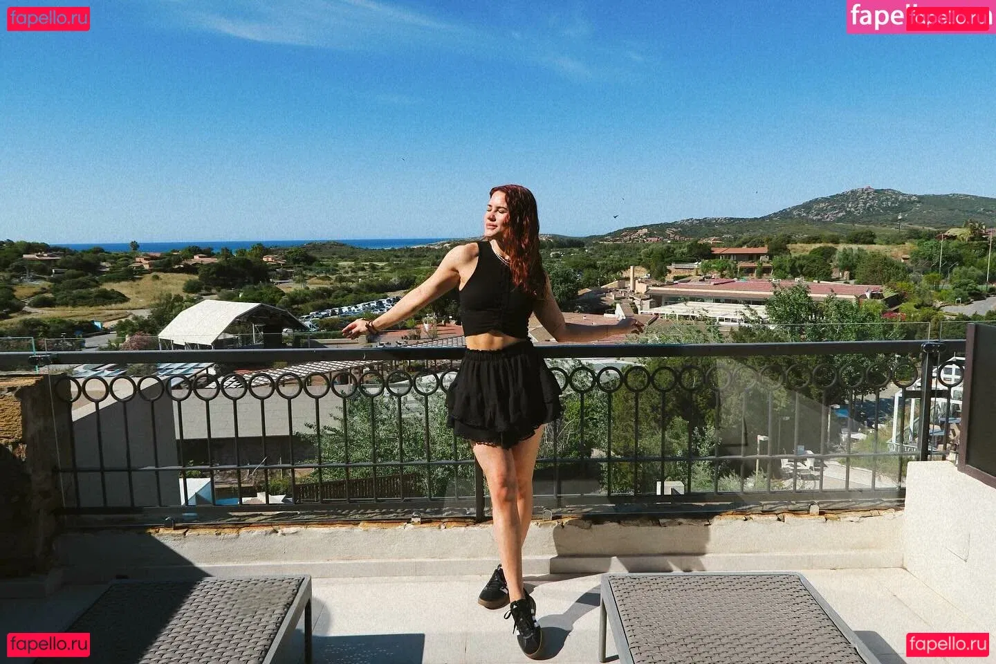 Courtney Hope Onlyfans Photo Gallery 