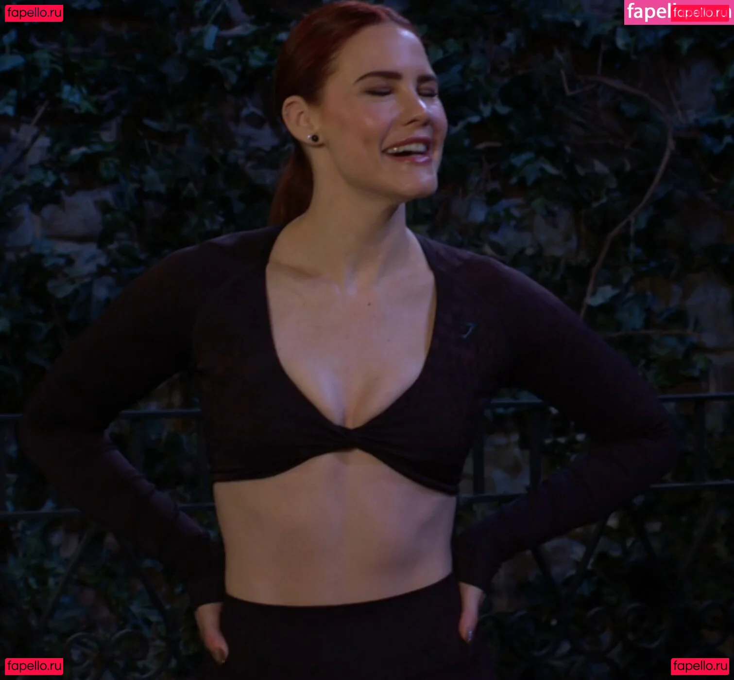 Courtney Hope Onlyfans Photo Gallery 