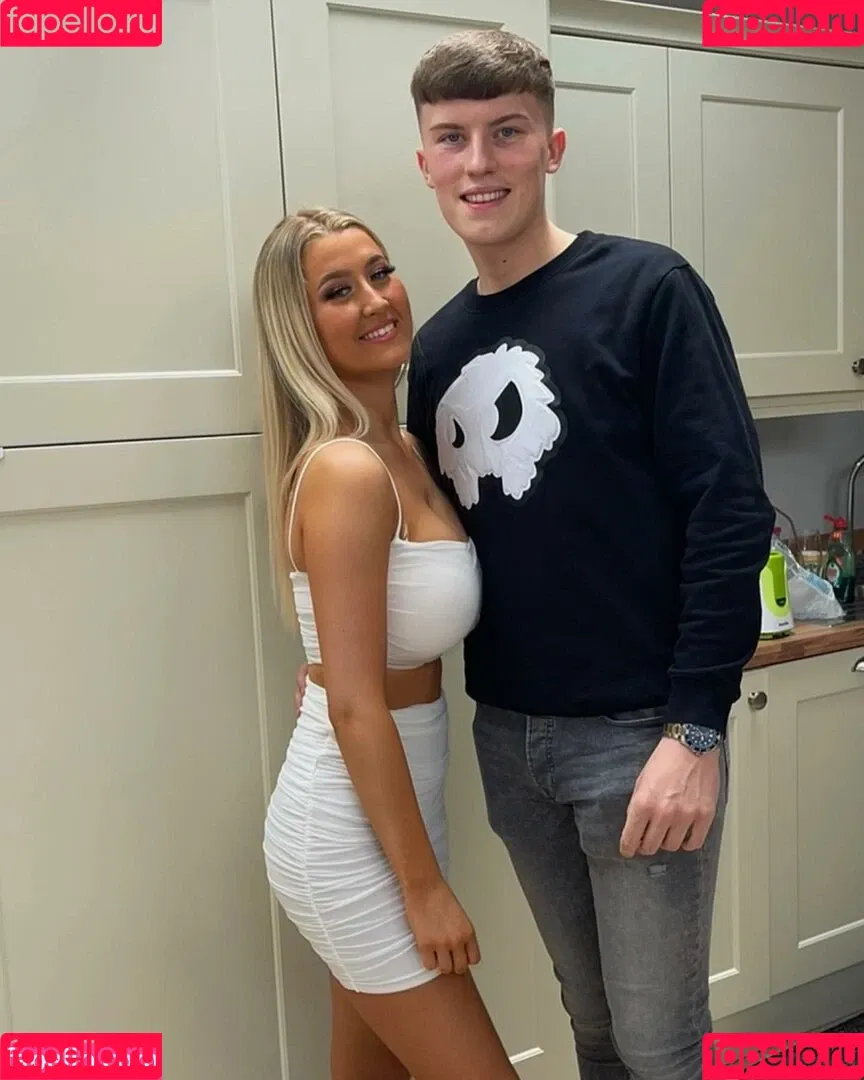 Laura Brophy Onlyfans Photo Gallery 