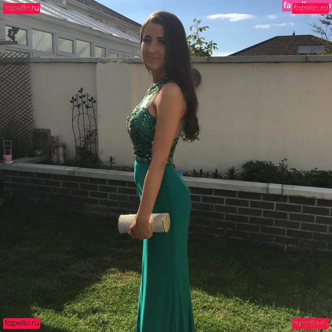 Laura Brophy Onlyfans Photo Gallery 