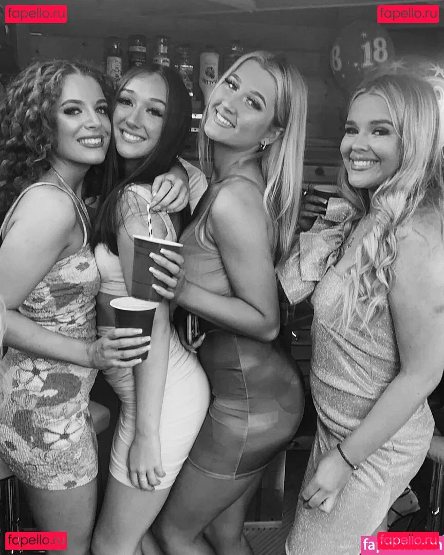 Laura Brophy Onlyfans Photo Gallery 