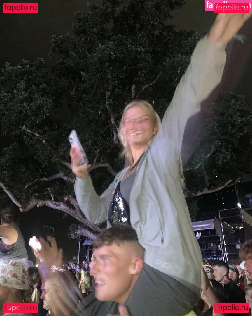 Laura Brophy Onlyfans Photo Gallery 