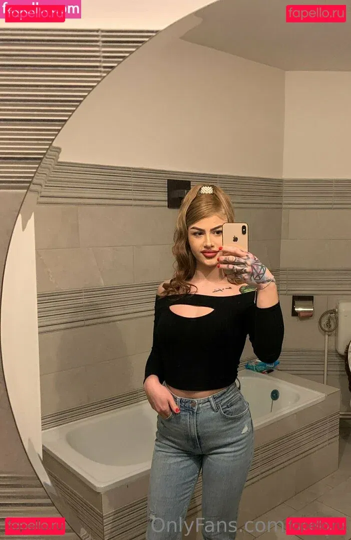 susy3 Onlyfans Photo Gallery 