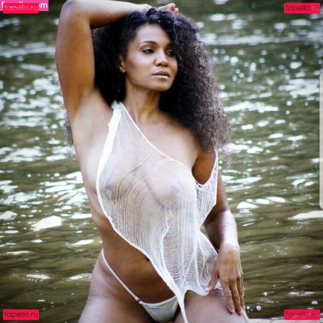 Tiara Harris Onlyfans Photo Gallery 