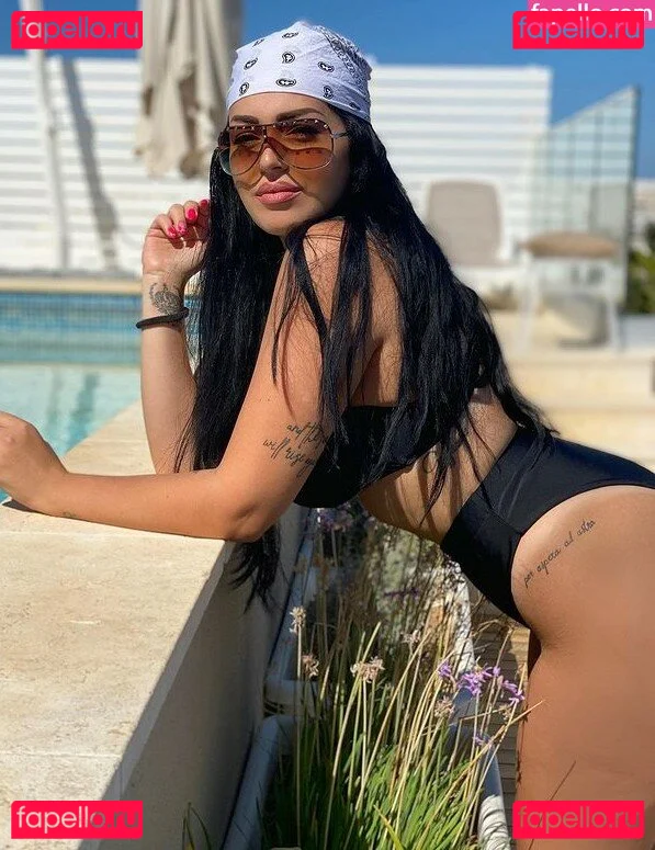 Allyson Onlyfans Photo Gallery 