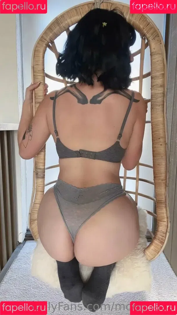 lunawylde Onlyfans Photo Gallery 