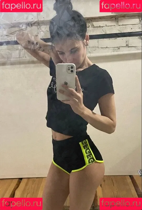 Kayfovaya Onlyfans Photo Gallery 