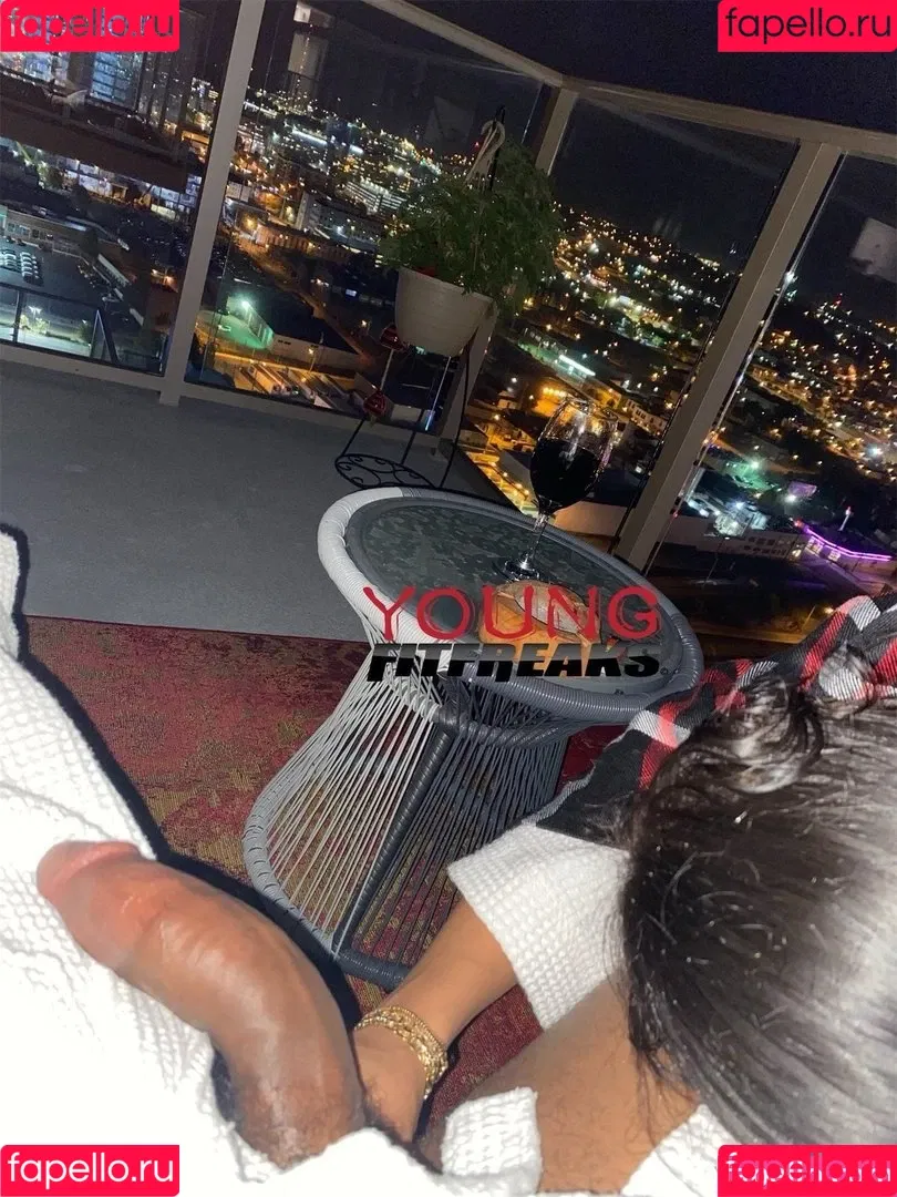 YoungFitFreaks Onlyfans Photo Gallery 
