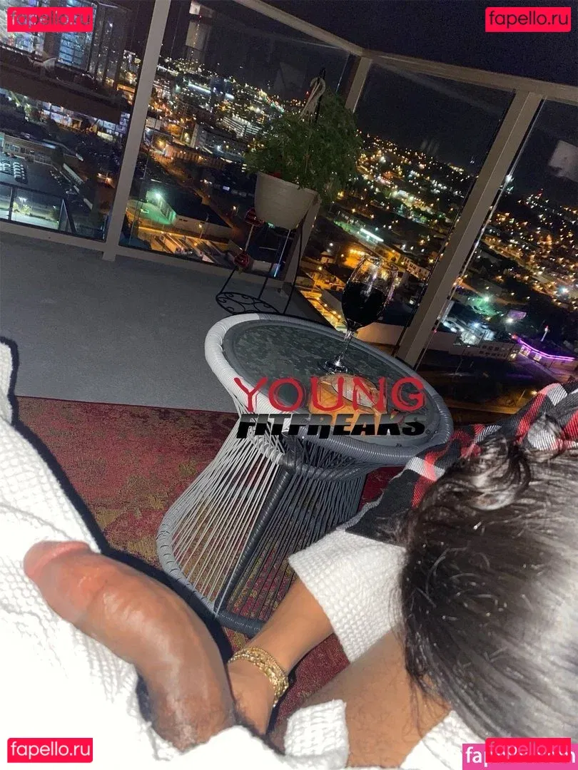 YoungFitFreaks Onlyfans Photo Gallery 