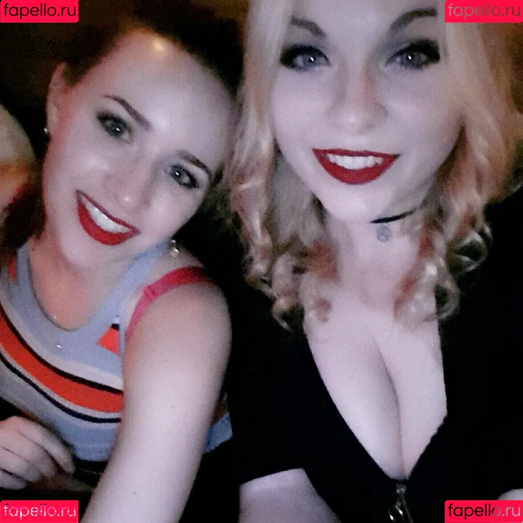 Maton Twins Onlyfans Photo Gallery 