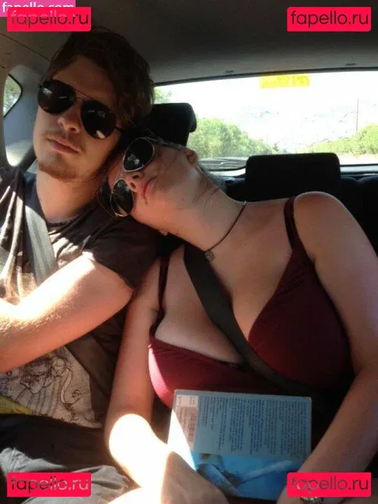 Maton Twins Onlyfans Photo Gallery 