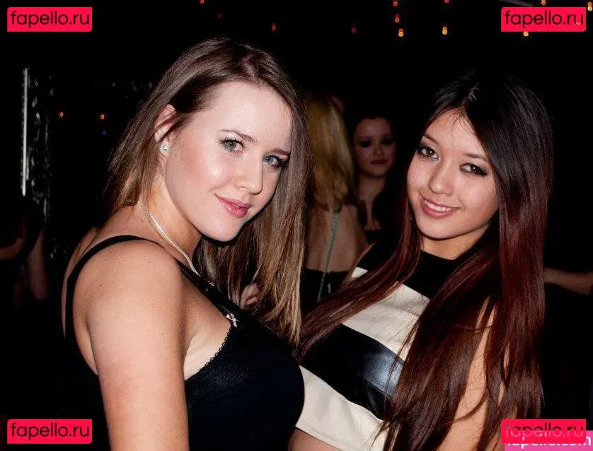 Maton Twins Onlyfans Photo Gallery 