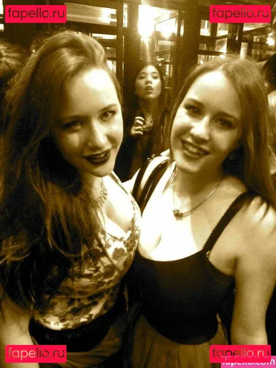 Maton Twins Onlyfans Photo Gallery 