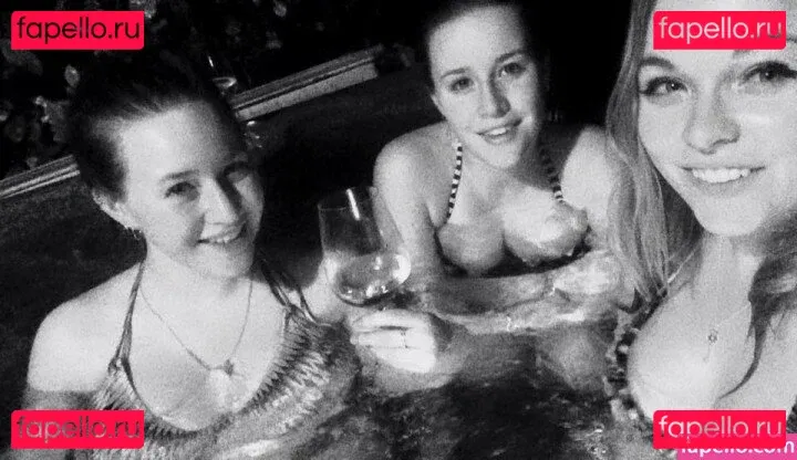 Maton Twins Onlyfans Photo Gallery 