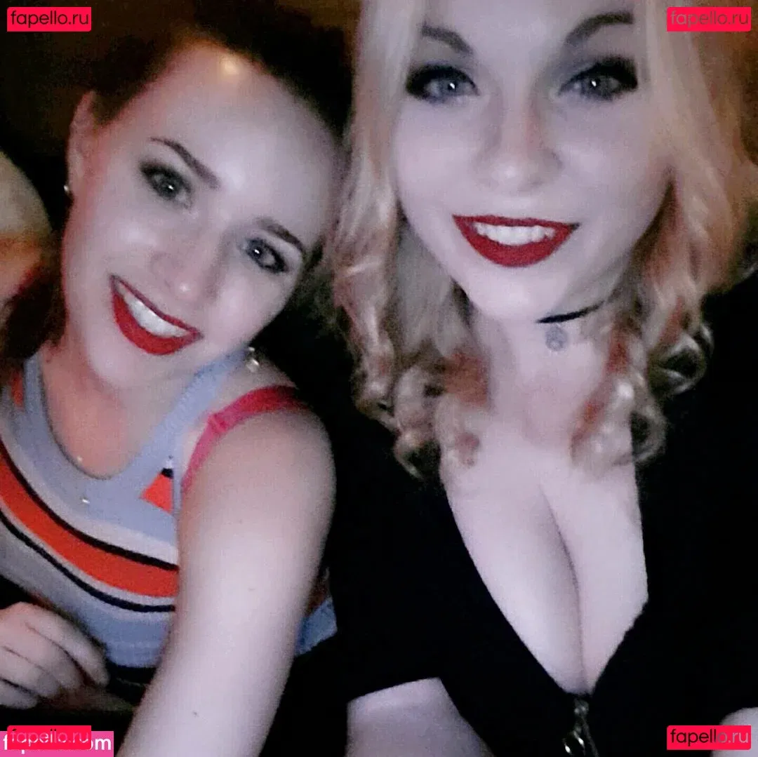 Maton Twins Onlyfans Photo Gallery 