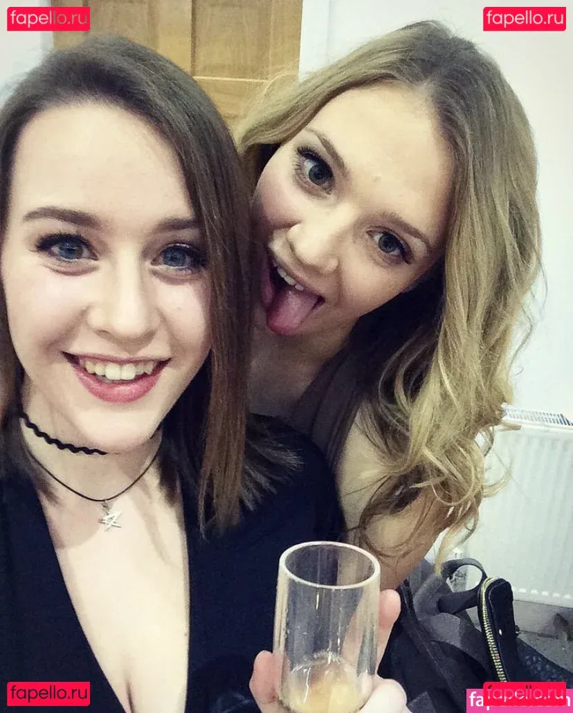 Maton Twins Onlyfans Photo Gallery 