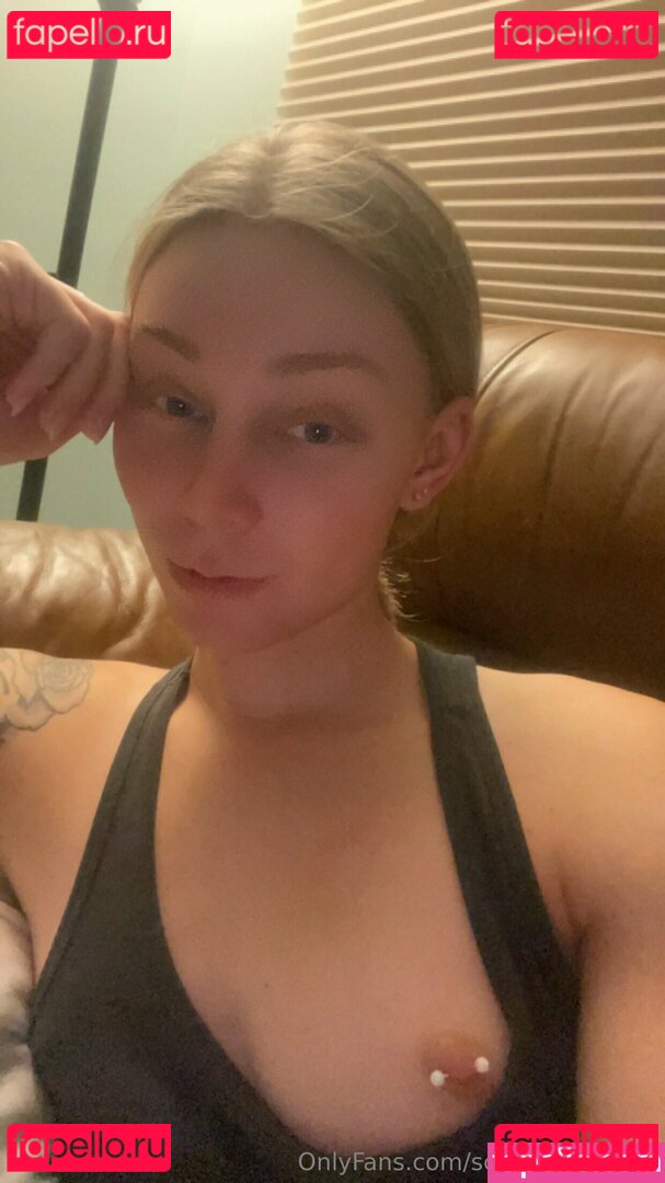 scarlettred1997 Nude Onlyfans Photo 11