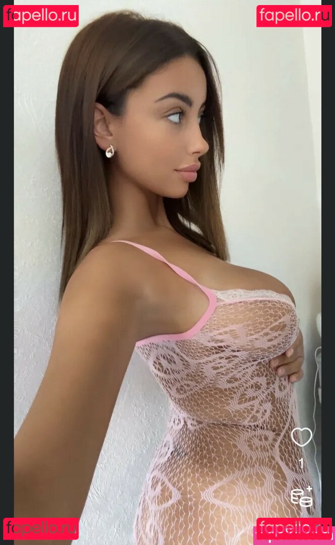 maelatib Nude Onlyfans Photo 12