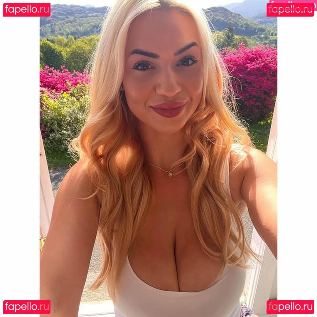 Amelia Janes Nude Onlyfans Photo 14