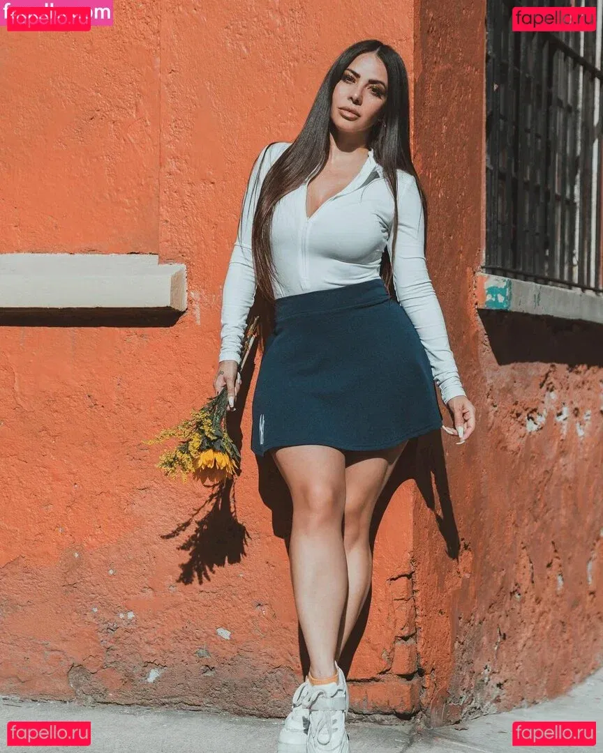 Ximena Saenz Onlyfans Photo Gallery 