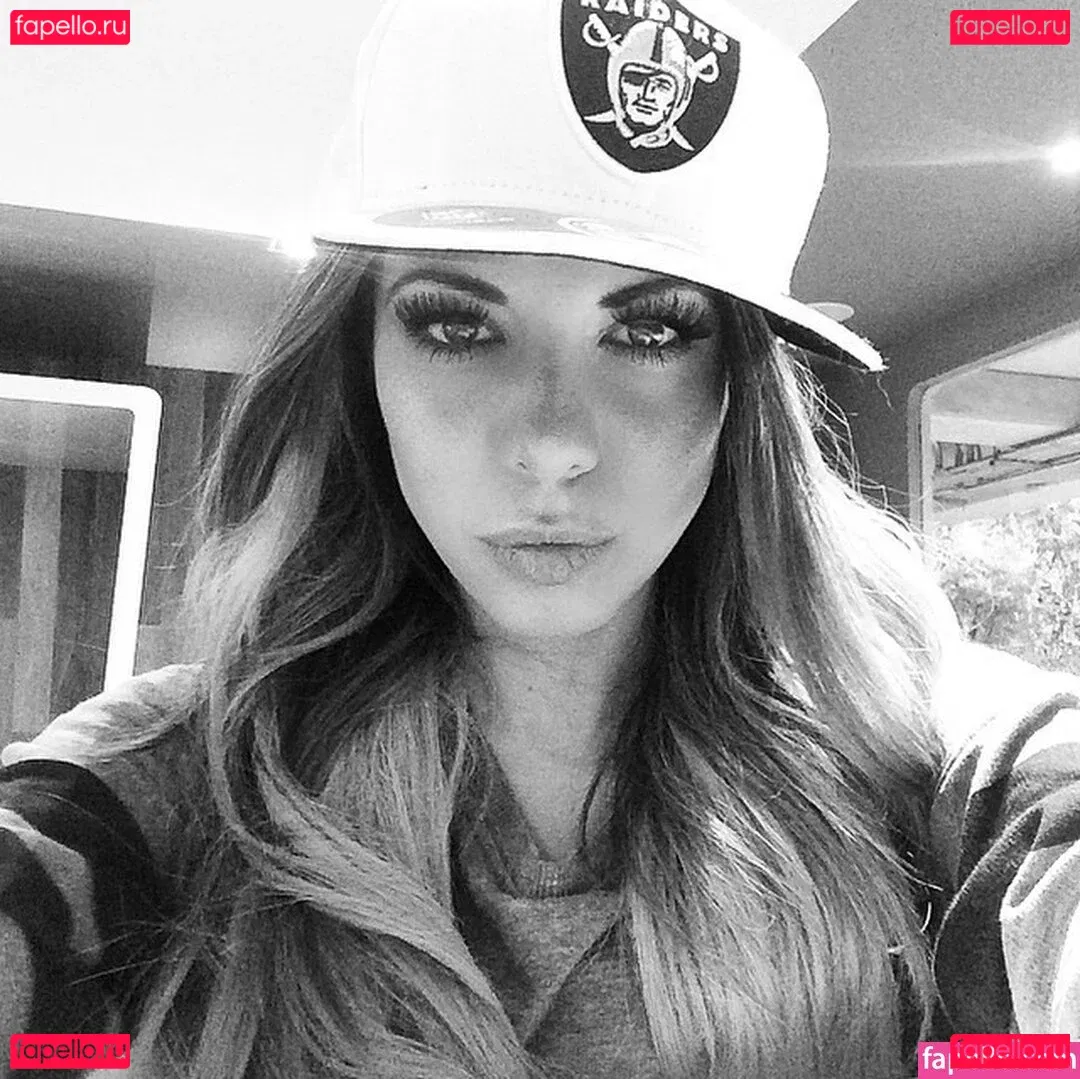 Ximena Saenz Onlyfans Photo Gallery 