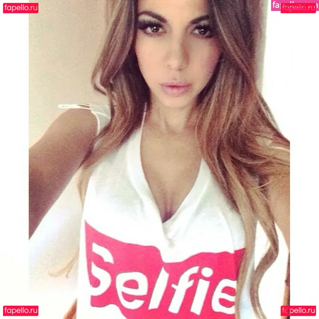 Ximena Saenz Onlyfans Photo Gallery 