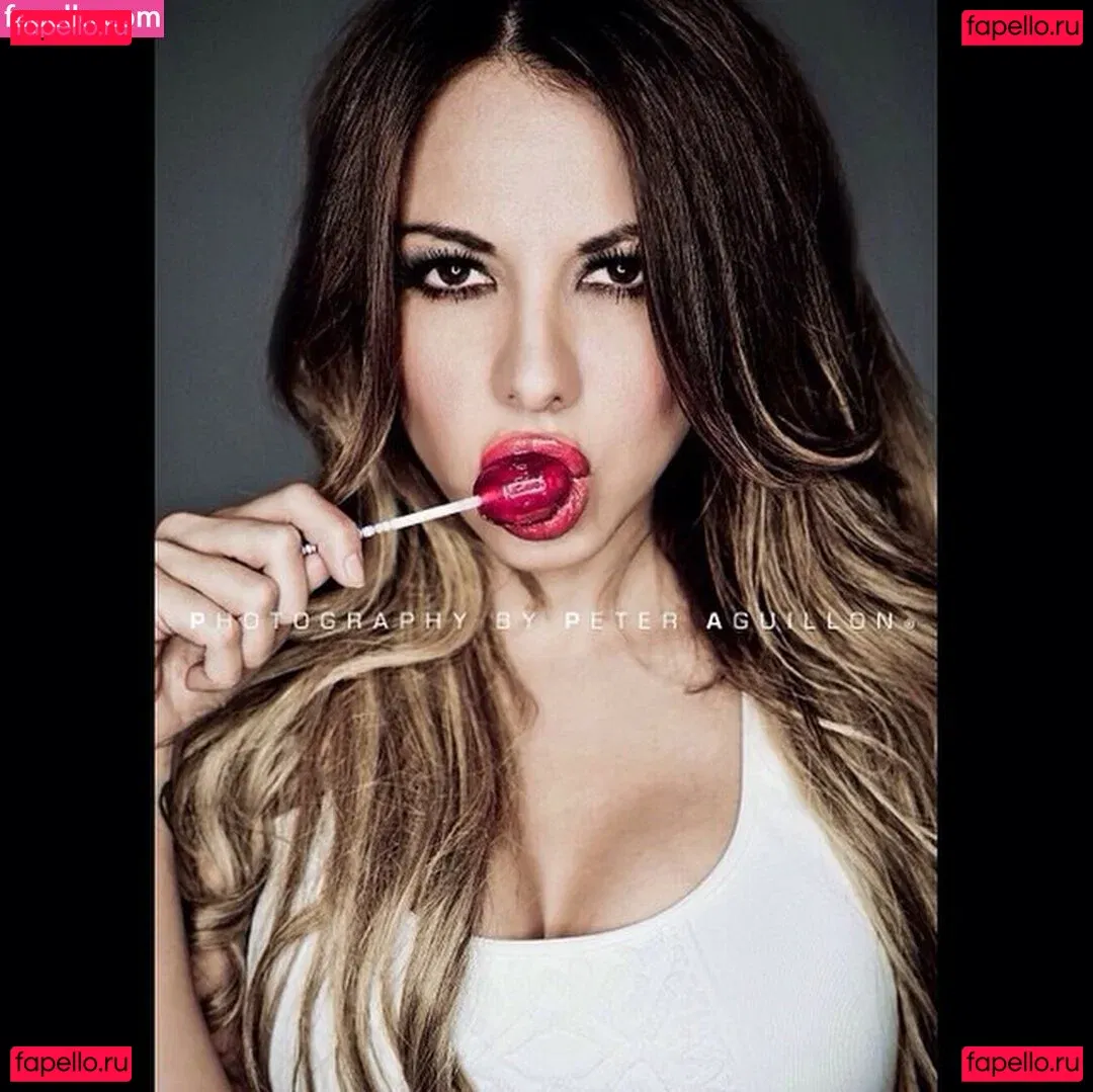 Ximena Saenz Onlyfans Photo Gallery 