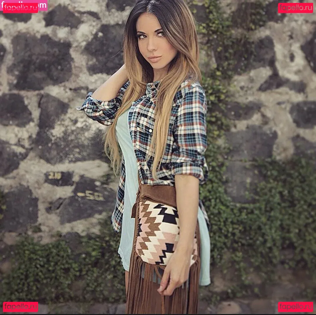 Ximena Saenz Onlyfans Photo Gallery 