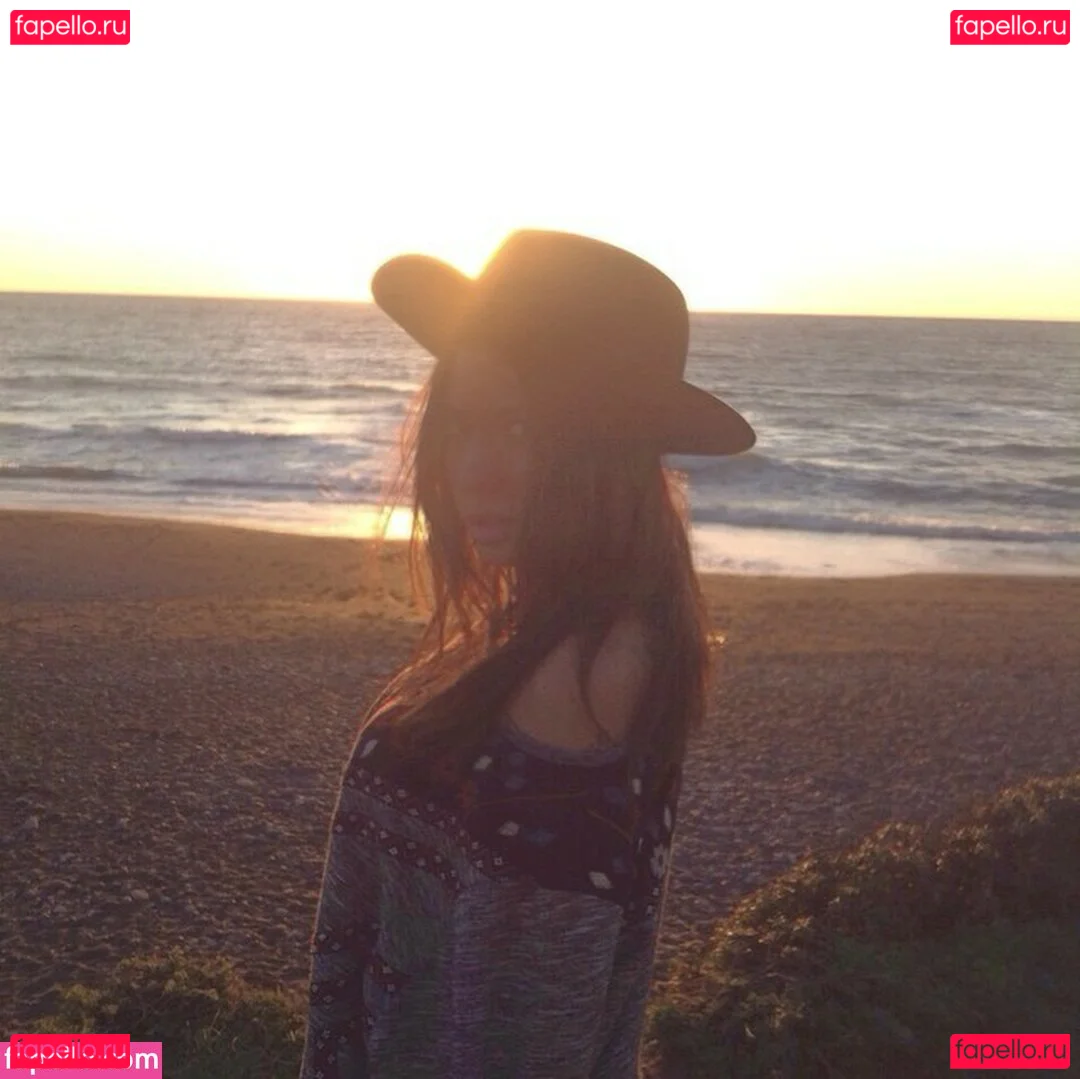 Ximena Saenz Onlyfans Photo Gallery 