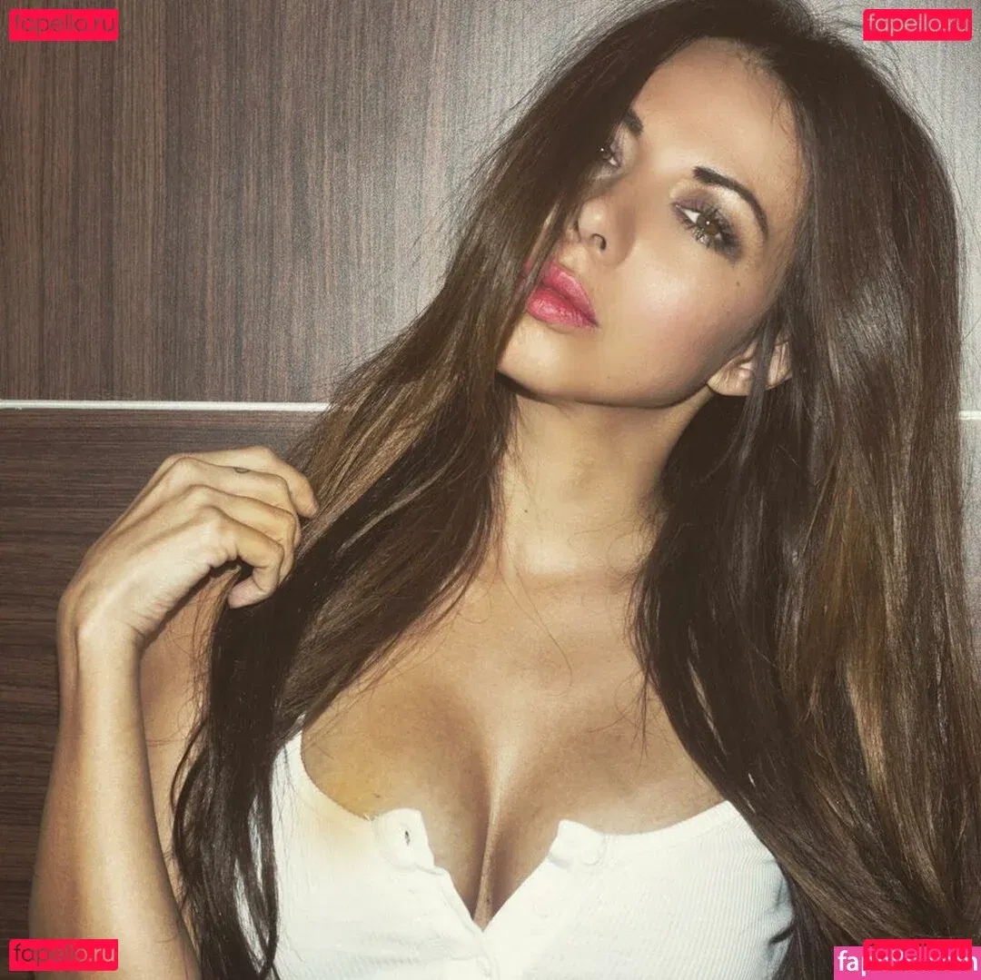 Ximena Saenz Onlyfans Photo Gallery 