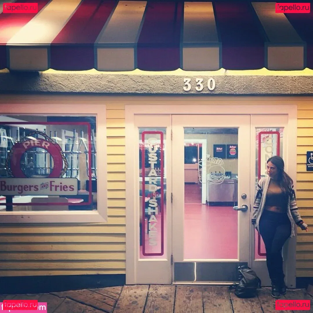 Ximena Saenz Onlyfans Photo Gallery 