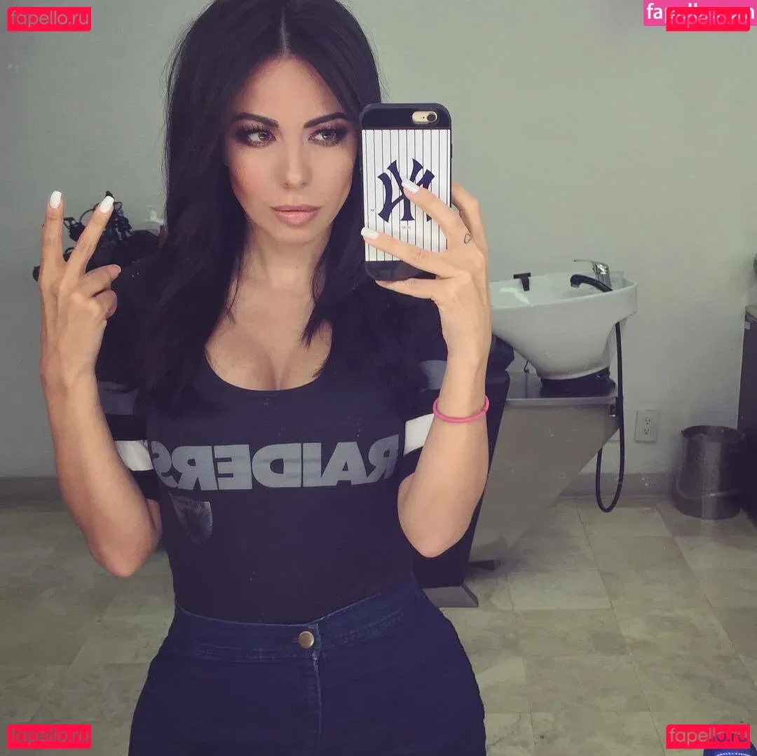 Ximena Saenz Onlyfans Photo Gallery 