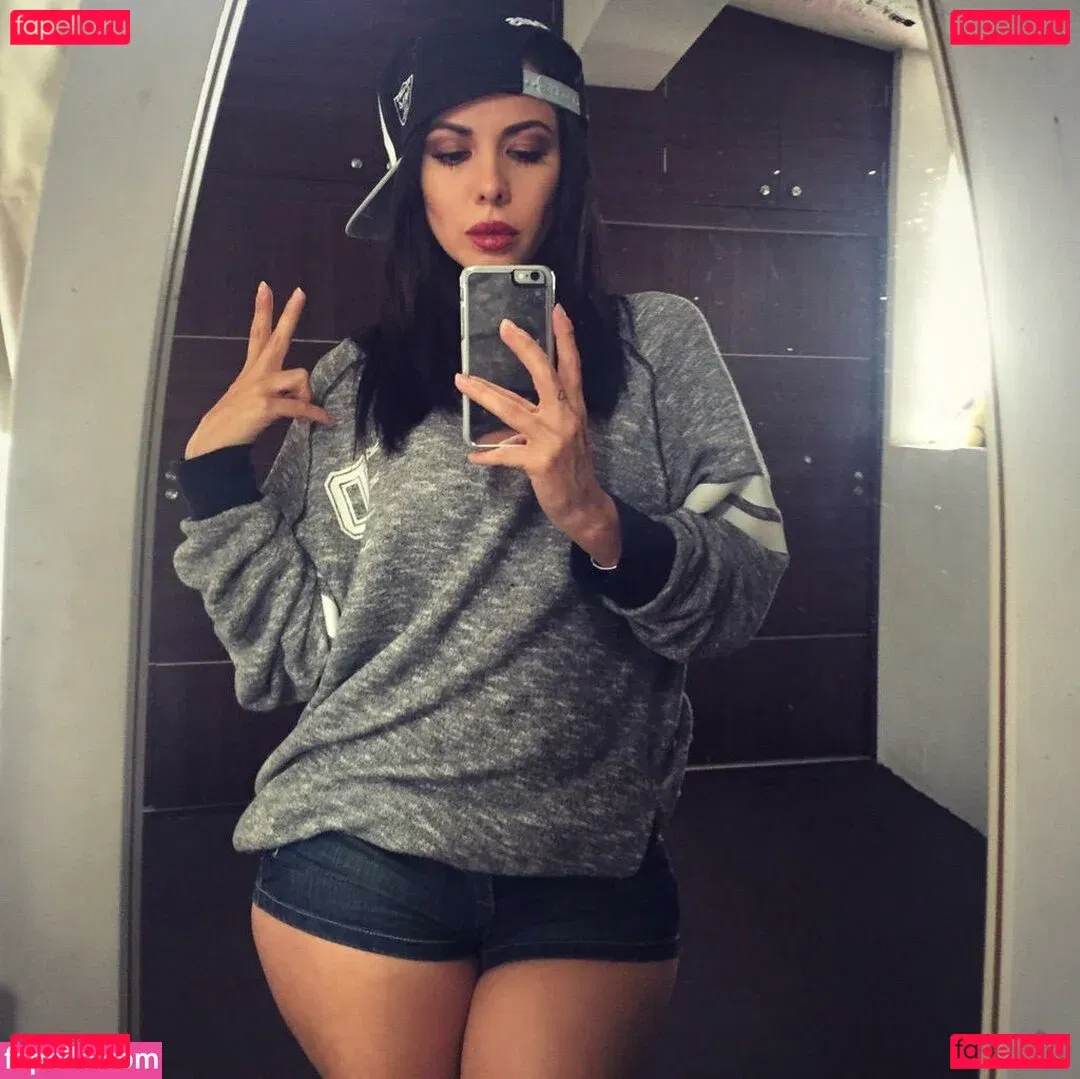 Ximena Saenz Onlyfans Photo Gallery 