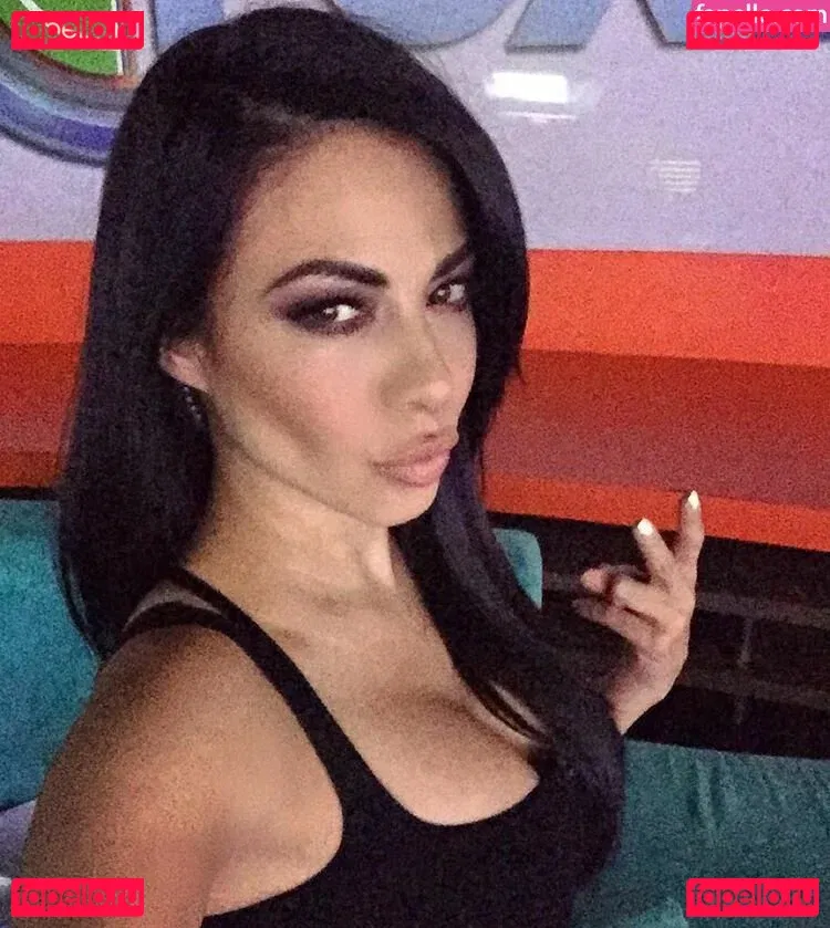 Ximena Saenz Onlyfans Photo Gallery 