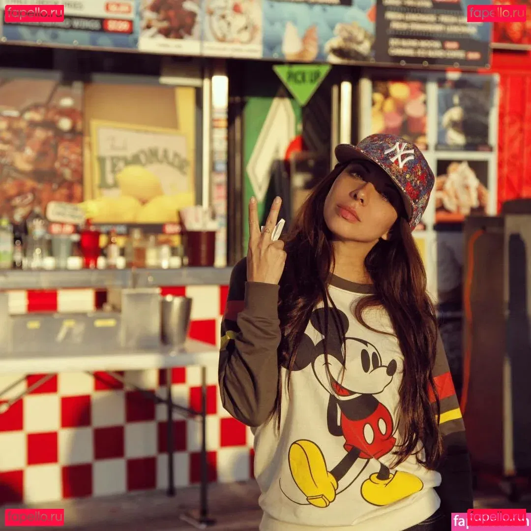 Ximena Saenz Onlyfans Photo Gallery 