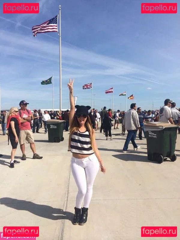 Ximena Saenz Onlyfans Photo Gallery 