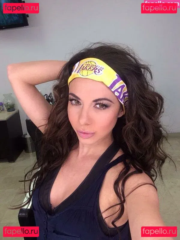 Ximena Saenz Onlyfans Photo Gallery 