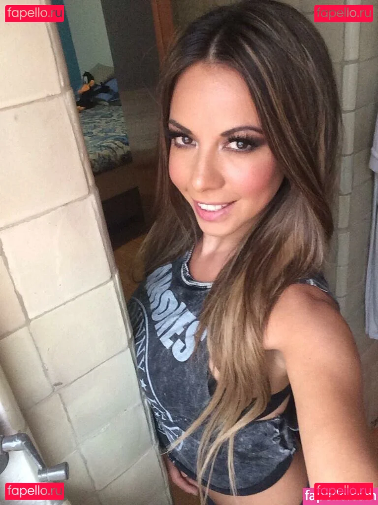 Ximena Saenz Onlyfans Photo Gallery 