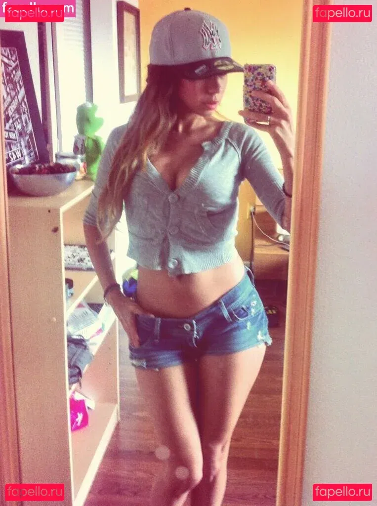 Ximena Saenz Onlyfans Photo Gallery 